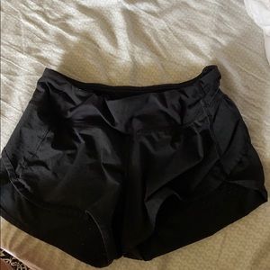 Lululemon shorts size 2, 2.5 inch inseam